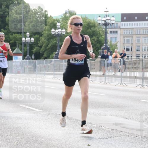 29.06.2025 - hella hamburg halbmarathon Lena Gebhardt http://msf.ph/oto/8421520 29.06.2025 09:42:29 Lombardsbrücke 3872, 11078, 10403, 2604, 2618, 9269, 10468, 10485, 11078, 12360, 13872, 13913, 14113, 14506, 14836, 15253, 16615, 17003, 17614, 17752, 18569, 19041, 19042, 19050, 19078 meine-sportfotos.de