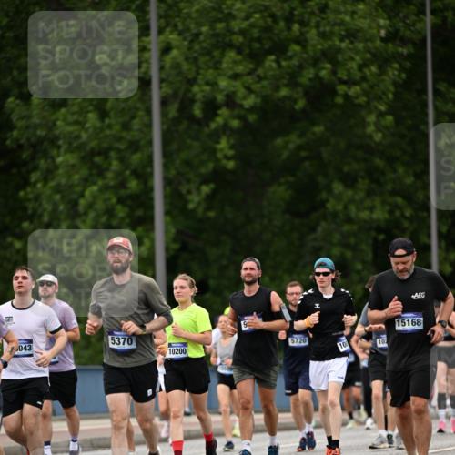 29.06.2025 - hella hamburg halbmarathon Dr. Thomas Lammeyer http://msf.ph/oto/8421813 29.06.2025 10:47:49 Kennedybrücke 1226, 1310, 1467, 1788, 1816, 1878, 2103, 2158, 2267, 2361, 2538, 2971, 3288, 3518, 4105, 4177, 4302, 5265, 5370, 5720, 5755, 6012, 7205, 7461, 7872, 8135, 8991, 9831, 9976, 10083, 10200, 10202 meine-sportfotos.de