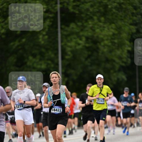 29.06.2025 - hella hamburg halbmarathon Dr. Thomas Lammeyer http://msf.ph/oto/8422260 29.06.2025 10:48:07 Kennedybrücke 1816, 1878, 2158, 2343, 2361, 3597, 4636, 5001, 5192, 5201, 5214, 5370, 5649, 5720, 6012, 6096, 6931, 7197, 7205, 7461, 8135, 8504, 9704, 9831, 9976, 10083, 10200, 10202, 11279 meine-sportfotos.de