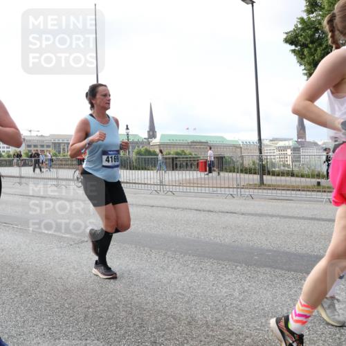29.06.2025 - hella hamburg halbmarathon Lena Gebhardt http://msf.ph/oto/8422952 29.06.2025 10:06:04 Lombardsbrücke 7741, 1830, 4169, 184, 1229, 1245, 1448, 1830, 1842, 2471, 2540, 3062, 3461, 3929, 4169, 4542, 4868, 5431, 5762, 6014, 6314, 7138, 7741, 8051, 8316, 8894, 8909, 9339, 9361, 9477, 9917, 10781, 10791, 10998, 11958, 13042, 13054, 13481, 13863, 14369, 14987, 15113, 15145, 15229, 15462, 15537, 15766, 15772, 16441, 16687, 17239, 17731, 17740, 17746, 17885, 18768, 18857, 18966, 18973, 19248 meine-sportfotos.de