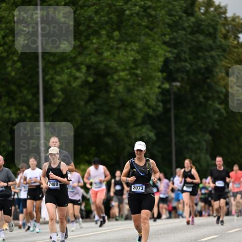 29.06.2025 - hella hamburg halbmarathon Dr. Thomas Lammeyer http://msf.ph/oto/8423100 29.06.2025 10:48:38 Kennedybrücke 1026, 1095, 1400, 1459, 1802, 1804, 2073, 2186, 2258, 2674, 2692, 2733, 3065, 4866, 4968, 5127, 5355, 5902, 5905, 6036, 6226, 6334, 7489, 8058, 8591, 8763, 8870, 9331, 9333, 9879, 10006, 10097, 10220, 10285, 10553, 10707, 11093 meine-sportfotos.de