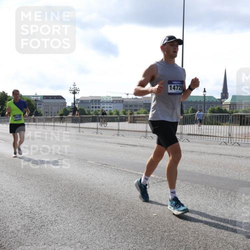 29.06.2025 - hella hamburg halbmarathon Lena Gebhardt http://msf.ph/oto/8423392 29.06.2025 09:43:02 Lombardsbrücke 18037, 14728, 4338, 5301, 5612, 7331, 7855, 9097, 9269, 9385, 9565, 9767, 10468, 10867, 11078, 11228, 11994, 12341, 12360, 12529, 12992, 13346, 13374, 13872, 13913, 14728, 14753, 14757, 14836, 15483, 15671, 16615, 17614, 18037, 18328, 18693, 18695, 18740, 18989, 19041, 19042, 19050, 19076, 19078 meine-sportfotos.de