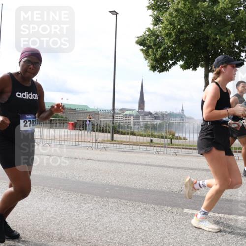 29.06.2025 - hella hamburg halbmarathon Lena Gebhardt http://msf.ph/oto/8423486 29.06.2025 10:18:58 Lombardsbrücke 17571, 2703, 1234, 1349, 1521, 1718, 1755, 1820, 2096, 2311, 2703, 2781, 2802, 2821, 3026, 3105, 3118, 3202, 3529, 3591, 3592, 3631, 4383, 4718, 4802, 4845, 5034, 5049, 5080, 5098, 5264, 5266, 5323, 5429, 5834, 5910, 6194, 6249, 6413, 6477, 6482, 6533, 6736, 7051, 7121, 7214, 7252, 7454, 8341, 8665, 8761, 8778, 8780, 9270, 9272, 9276, 9505, 9549, 9652, 9658, 9748, 9756, 9757, 10037, 10172, 10467, 10502, 10816, 12541, 12548, 12552, 12703 meine-sportfotos.de
