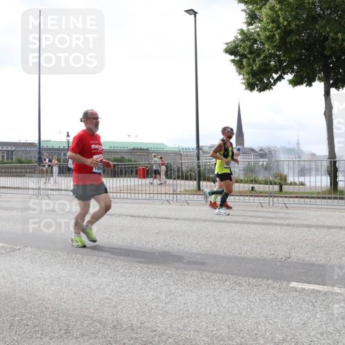 29.06.2025 - hella hamburg halbmarathon Lena Gebhardt http://msf.ph/oto/8423668 29.06.2025 10:43:10 Lombardsbrücke 8795, 1854, 1149, 1155, 1467, 1656, 1788, 1816, 1878, 1964, 2103, 2158, 2267, 2361, 2450, 2509, 2971, 3074, 3238, 3283, 3329, 3378, 3518, 3638, 3764, 4056, 4092, 4105, 4177, 4302, 4367, 4385, 4680, 5067, 5268, 5610, 5720, 5755, 5967, 6012, 6440, 7043, 7461, 7872, 7926, 8135, 8161, 8184, 8408, 8435, 8795, 8991, 9072, 9304, 9378, 9639, 9641, 9644, 9976, 10008, 10180, 10697, 11142, 11710, 12151, 12441, 13049 meine-sportfotos.de