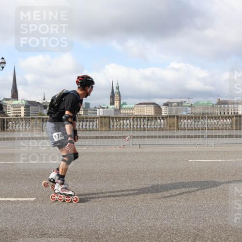 29.06.2025 - hella hamburg halbmarathon Lena Gebhardt http://msf.ph/oto/8423725 29.06.2025 08:58:11 Lombardsbrücke 174, 172, 172 meine-sportfotos.de