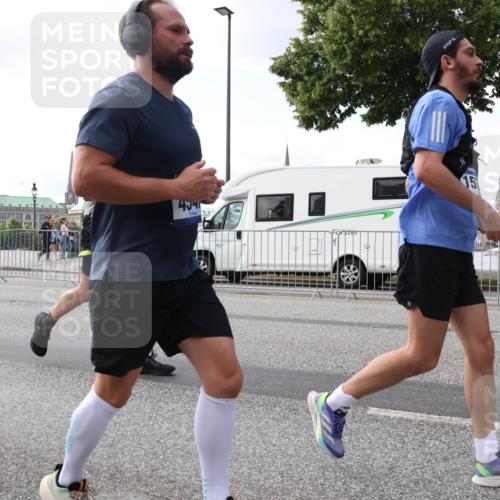 29.06.2025 - hella hamburg halbmarathon Lena Gebhardt http://msf.ph/oto/8423842 29.06.2025 10:06:14 Lombardsbrücke 4868, 494, 15, 1229, 1245, 1448, 1766, 1830, 1842, 2471, 2540, 3062, 4169, 4542, 4666, 4868, 5431, 6014, 6314, 7138, 7741, 8051, 8316, 8894, 8909, 9361, 9477, 9560, 10214, 10297, 10781, 13042, 13054, 13481, 13863, 14369, 14987, 15113, 15145, 15229, 15462, 15537, 15766, 15772, 15858, 16441, 16687, 17239, 17746, 17885, 18042, 18575, 18577, 18768, 18857, 18910, 18913, 18966 meine-sportfotos.de