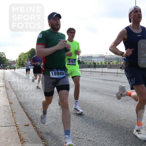 29.06.2025 - hella hamburg halbmarathon Lena Gebhardt http://msf.ph/oto/8423901 29.06.2025 09:43:11 Lombardsbrücke 65, 18989, 9767, 1271, 4338, 5301, 5612, 6090, 7331, 7380, 7855, 9097, 9269, 9385, 9565, 9767, 10867, 11228, 11994, 12341, 12360, 12529, 12992, 13346, 13374, 14728, 14753, 14757, 14836, 15483, 15671, 17614, 18037, 18328, 18693, 18695, 18740, 18989, 19041, 19042, 19050, 19076, 19078 meine-sportfotos.de