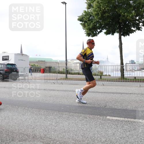 29.06.2025 - hella hamburg halbmarathon Lena Gebhardt http://msf.ph/oto/8424014 29.06.2025 10:06:15 Lombardsbrücke 157, 15145, 1229, 1245, 1448, 1766, 1830, 1842, 2540, 3062, 4169, 4542, 4666, 4868, 5431, 6014, 6314, 7138, 7741, 8051, 8316, 8894, 8909, 9361, 9477, 9560, 10214, 10297, 10781, 13042, 13054, 13481, 13863, 14369, 14987, 15113, 15145, 15229, 15462, 15537, 15766, 15772, 15858, 16441, 16687, 17239, 17746, 17885, 18042, 18575, 18577, 18768, 18857, 18910, 18913, 18966 meine-sportfotos.de