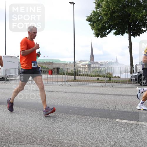 29.06.2025 - hella hamburg halbmarathon Lena Gebhardt http://msf.ph/oto/8424036 29.06.2025 10:06:15 Lombardsbrücke 157, 15145, 1229, 1245, 1448, 1766, 1830, 1842, 2540, 3062, 4169, 4542, 4666, 4868, 5431, 6014, 6314, 7138, 7741, 8051, 8316, 8894, 8909, 9361, 9477, 9560, 10214, 10297, 10781, 13042, 13054, 13481, 13863, 14369, 14987, 15113, 15145, 15229, 15462, 15537, 15766, 15772, 15858, 16441, 16687, 17239, 17746, 17885, 18042, 18575, 18577, 18768, 18857, 18910, 18913, 18966 meine-sportfotos.de
