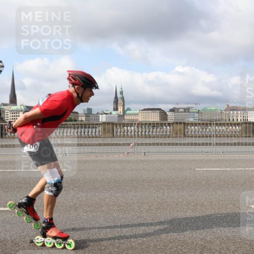 29.06.2025 - hella hamburg halbmarathon Lena Gebhardt http://msf.ph/oto/8424072 29.06.2025 08:58:13 Lombardsbrücke 100, 10 meine-sportfotos.de