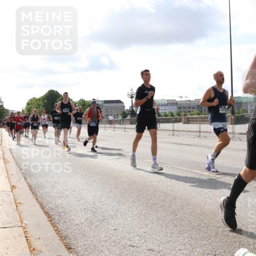 29.06.2025 - hella hamburg halbmarathon Lena Gebhardt http://msf.ph/oto/8424175 29.06.2025 09:52:18 Lombardsbrücke 1659, 9348, 16592, 1277, 1057, 1139, 1169, 1312, 1353, 1468, 1512, 1569, 1604, 1631, 1763, 3305, 3437, 3618, 3697, 3852, 4565, 4871, 4915, 5011, 5014, 5047, 5129, 5231, 5336, 5690, 5987, 6373, 6550, 6700, 6705, 6711, 6770, 7185, 7432, 7710, 8074, 8359, 8564, 8852, 9348, 9358, 9444, 9547, 9659, 10319, 10493, 10691, 10741, 10796, 10978, 11062, 11495, 11679, 11779, 11821, 12046, 12438, 12623, 12772, 13403, 13614, 13728, 14257 meine-sportfotos.de
