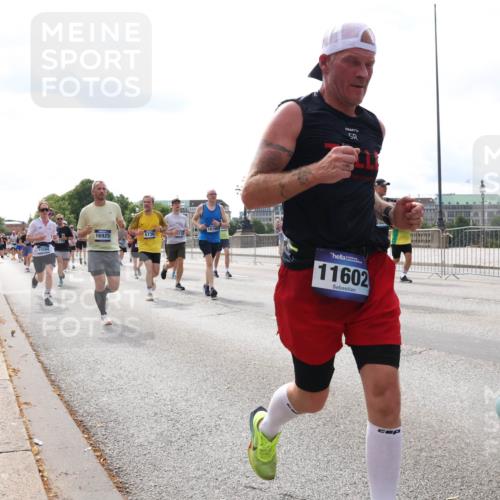 29.06.2025 - hella hamburg halbmarathon Lena Gebhardt http://msf.ph/oto/8424337 29.06.2025 10:19:08 Lombardsbrücke 16925, 6736, 15594, 16168, 11602, 1332, 1349, 1521, 1718, 1755, 2096, 2311, 2589, 2781, 2795, 2802, 2812, 2821, 2895, 3026, 3105, 3118, 3591, 3592, 3631, 4718, 4722, 4845, 5034, 5049, 5080, 5098, 5178, 5264, 5266, 5323, 5429, 5834, 5910, 6194, 6249, 6413, 6477, 6482, 6542, 6736, 7051, 7121, 7143, 7214, 7252, 8575, 8665, 8761, 8778, 8780, 9252, 9270, 9272, 9276, 9549, 9652, 9756, 9757, 10037, 10039, 10124, 10129, 10467, 10816 meine-sportfotos.de