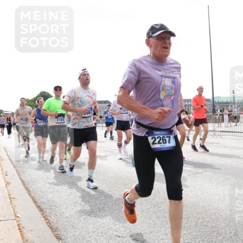 29.06.2025 - hella hamburg halbmarathon Lena Gebhardt http://msf.ph/oto/8424361 29.06.2025 10:43:15 Lombardsbrücke 567, 1671, 13786, 3518, 2103, 2267, 1149, 1155, 1467, 1788, 1816, 1878, 1964, 2103, 2158, 2267, 2361, 2450, 2509, 2971, 3074, 3238, 3283, 3329, 3378, 3518, 3638, 3764, 4056, 4105, 4177, 4302, 4367, 4385, 4680, 5067, 5268, 5370, 5610, 5720, 5755, 5967, 6012, 6096, 6440, 6931, 7043, 7461, 7872, 7926, 8135, 8161, 8184, 8233, 8408, 8435, 8795, 8991, 9072, 9304, 9378, 9639, 9641, 9644, 9976, 10008, 10083, 10180, 10200, 10202, 11142, 11710, 12151, 13049 meine-sportfotos.de