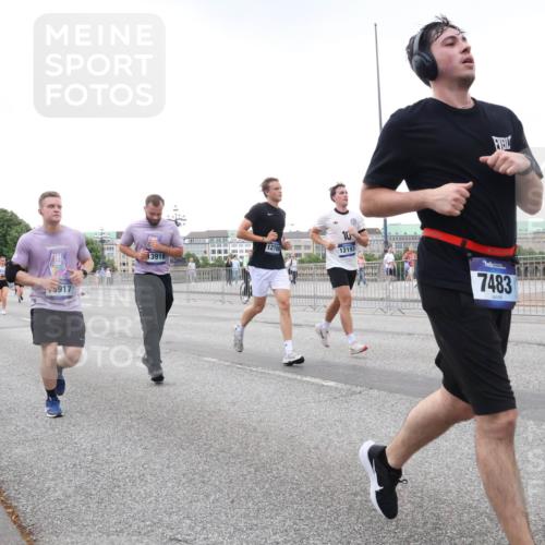 29.06.2025 - hella hamburg halbmarathon Lena Gebhardt http://msf.ph/oto/8424390 29.06.2025 10:53:19 Lombardsbrücke 5428, 917, 13916, 12700, 10, 12193, 7483, 1340, 1709, 1900, 1906, 1984, 2065, 2291, 2409, 2429, 2701, 2988, 3226, 3787, 4195, 4595, 4626, 4729, 5428, 5562, 5815, 5857, 6041, 6044, 6135, 6306, 6521, 7068, 7483, 7537, 7611, 7681, 7737, 7876, 8189, 8212, 8414, 8515, 8906, 9077, 9456, 9545, 9685, 9764, 9785, 10043, 10055, 10175, 10417, 10490, 10568, 10661, 11520, 11524, 11919, 12127, 12128, 12193, 12219, 12700, 13489, 13916, 13917, 14038, 14765, 14807, 14977, 14979, 16137 meine-sportfotos.de
