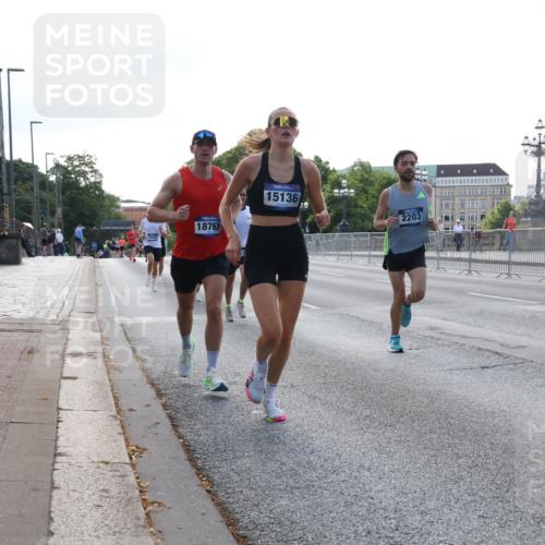 29.06.2025 - hella hamburg halbmarathon Lena Gebhardt http://msf.ph/oto/8424690 29.06.2025 09:43:37 Lombardsbrücke 18763, 15136, 2203, 1271, 2075, 2180, 2203, 3189, 5301, 6090, 7380, 8318, 9385, 9565, 9767, 9804, 10351, 10867, 11150, 13374, 13941, 14757, 15023, 15136, 15483, 15671, 17040, 17893, 18037, 18328, 18693, 18695, 18763, 18832, 18989 meine-sportfotos.de