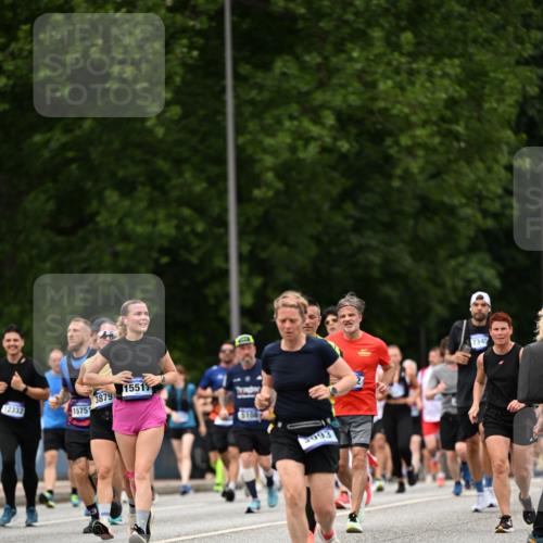 29.06.2025 - hella hamburg halbmarathon Dr. Thomas Lammeyer http://msf.ph/oto/8425097 29.06.2025 10:49:53 Kennedybrücke 1085, 1774, 2550, 2779, 2846, 2954, 3357, 3377, 3570, 3879, 3993, 4275, 4337, 4820, 5099, 5108, 5190, 5339, 5703, 5949, 6763, 7699, 7859, 7912, 8272, 8594, 9536, 10562, 10727, 11119, 11332 meine-sportfotos.de