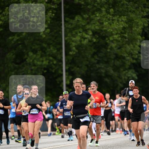 29.06.2025 - hella hamburg halbmarathon Dr. Thomas Lammeyer http://msf.ph/oto/8425100 29.06.2025 10:49:54 Kennedybrücke 1085, 1774, 2550, 2664, 2779, 2846, 2954, 3357, 3377, 3570, 3879, 3993, 4275, 4820, 5099, 5108, 5190, 5339, 5703, 5949, 6763, 7699, 7859, 7912, 8272, 8594, 9536, 10562, 10727, 11119, 11332 meine-sportfotos.de
