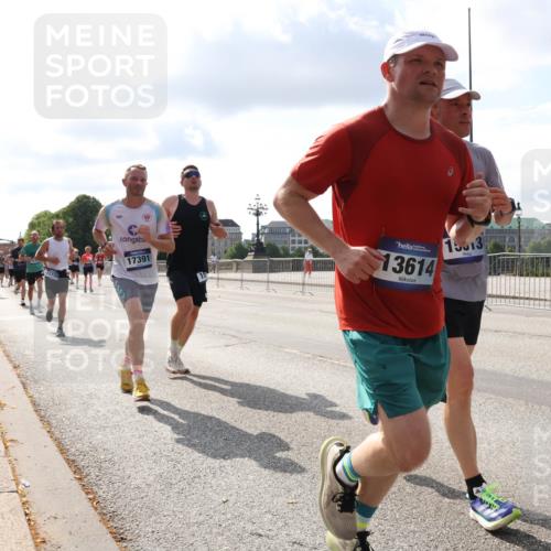 29.06.2025 - hella hamburg halbmarathon Lena Gebhardt http://msf.ph/oto/8425217 29.06.2025 09:52:29 Lombardsbrücke 11779, 17391, 13614, 15013, 08888, 1057, 1139, 1169, 1220, 1415, 1468, 1512, 1604, 1613, 1631, 1763, 2189, 3109, 3124, 3305, 3618, 3697, 3852, 4497, 4565, 4871, 4915, 5007, 5011, 5047, 5231, 5336, 5477, 5690, 6373, 6550, 6705, 6711, 7067, 7191, 7432, 7451, 7710, 7843, 7865, 7961, 8564, 8852, 9348, 9444, 9547, 9659, 10493, 10741, 10796, 10978, 11062, 11495, 11679, 11779, 11821, 12046, 12438, 12772, 13403, 13614, 13728, 14257 meine-sportfotos.de