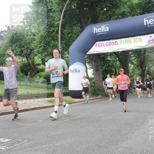 29.06.2025 - hella hamburg halbmarathon KatJ http://msf.ph/oto/8425369 29.06.2025 10:39:20 Zwischen KM18-KM19 1098, 6776, 7409, 8139 meine-sportfotos.de