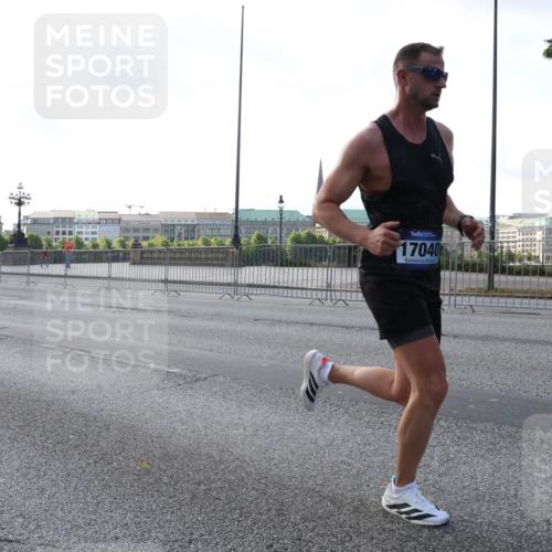 29.06.2025 - hella hamburg halbmarathon Lena Gebhardt http://msf.ph/oto/8425376 29.06.2025 09:43:43 Lombardsbrücke 17040, 1271, 2075, 2180, 2203, 2483, 3189, 3379, 6090, 7380, 8318, 8376, 9565, 9767, 9804, 10351, 10867, 11150, 13374, 13941, 14757, 15023, 15136, 15483, 15671, 17040, 17893, 18328, 18693, 18695, 18763, 18832, 18989 meine-sportfotos.de