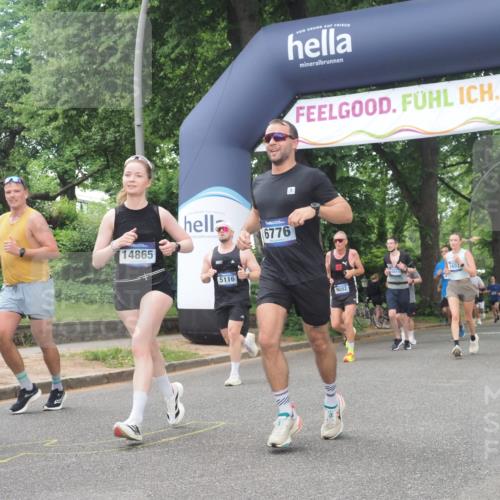 29.06.2025 - hella hamburg halbmarathon KatJ http://msf.ph/oto/8425518 29.06.2025 10:39:23 Zwischen KM18-KM19 3426, 4635, 5116, 5607, 6776, 7409 meine-sportfotos.de