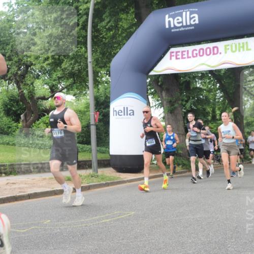 29.06.2025 - hella hamburg halbmarathon KatJ http://msf.ph/oto/8425562 29.06.2025 10:39:24 Zwischen KM18-KM19 3426, 4558, 4635, 5116, 5607, 6776, 7409 meine-sportfotos.de