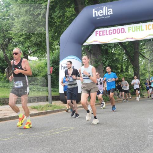 29.06.2025 - hella hamburg halbmarathon KatJ http://msf.ph/oto/8425666 29.06.2025 10:39:25 Zwischen KM18-KM19 2396, 3426, 4558, 4635, 5116, 5607, 6776, 7409 meine-sportfotos.de