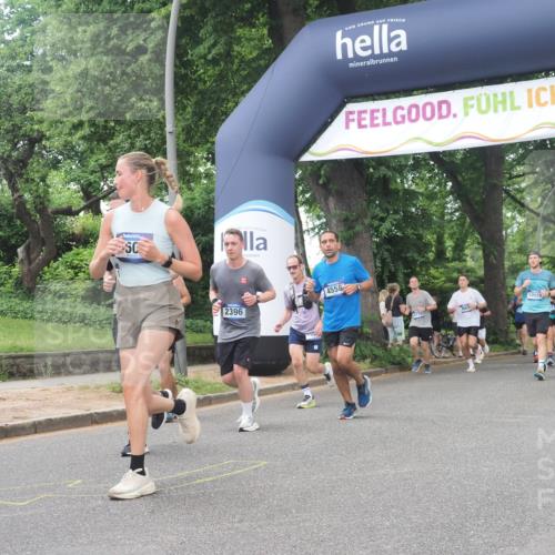 29.06.2025 - hella hamburg halbmarathon KatJ http://msf.ph/oto/8425711 29.06.2025 10:39:26 Zwischen KM18-KM19 2396, 3426, 4558, 4635, 5116, 5607, 6776, 7409, 8720 meine-sportfotos.de