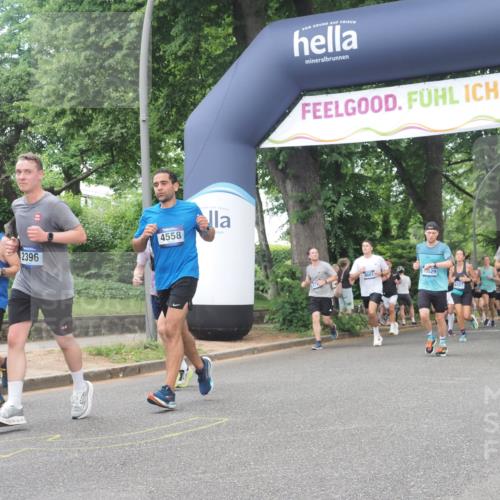 29.06.2025 - hella hamburg halbmarathon KatJ http://msf.ph/oto/8425790 29.06.2025 10:39:27 Zwischen KM18-KM19 2396, 3426, 4558, 4635, 5116, 5607, 6562, 6776, 8661, 8720 meine-sportfotos.de