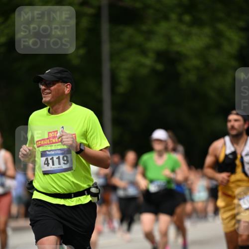 29.06.2025 - hella hamburg halbmarathon Dr. Thomas Lammeyer http://msf.ph/oto/8425832 29.06.2025 10:50:11 Kennedybrücke 1060, 1085, 1465, 1854, 2217, 2657, 2664, 2846, 2954, 2965, 3357, 3377, 3879, 3993, 4099, 4102, 4119, 4820, 5108, 5190, 5339, 5703, 5914, 6393, 6763, 6788, 6980, 7530, 7699, 7983, 8272, 8594, 9536, 11119, 11332, 11393 meine-sportfotos.de