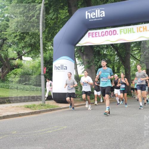 29.06.2025 - hella hamburg halbmarathon KatJ http://msf.ph/oto/8425877 29.06.2025 10:39:28 Zwischen KM18-KM19 2396, 3426, 4558, 4635, 5032, 5116, 5607, 6562, 6776, 7724, 8661, 8720 meine-sportfotos.de
