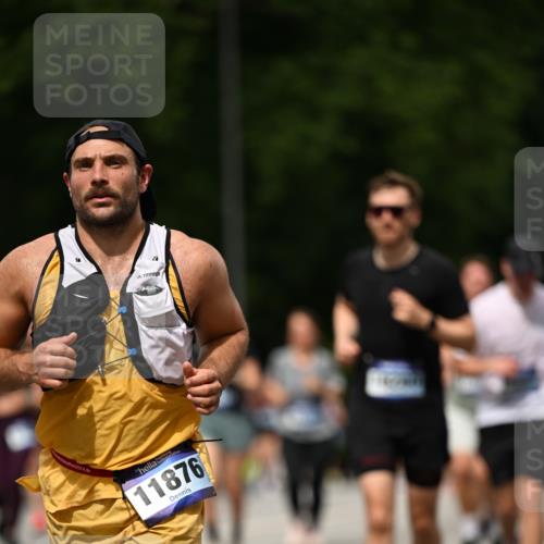 29.06.2025 - hella hamburg halbmarathon Dr. Thomas Lammeyer http://msf.ph/oto/8425943 29.06.2025 10:50:14 Kennedybrücke 1060, 1085, 1421, 1426, 1465, 1854, 2217, 2657, 2664, 2846, 2954, 2965, 3357, 3377, 3879, 4099, 4102, 4119, 4820, 5108, 5703, 5914, 6393, 6763, 6788, 6980, 7530, 7983, 8272, 8594, 11119, 11332, 11393 meine-sportfotos.de
