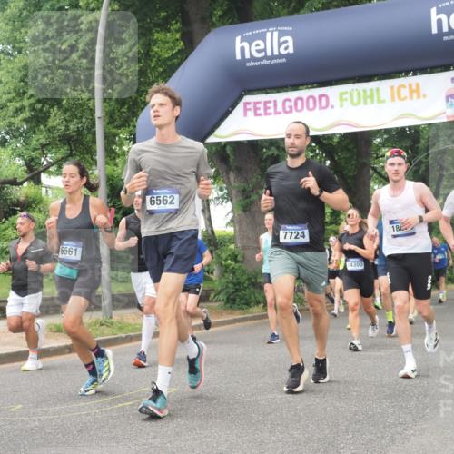 29.06.2025 - hella hamburg halbmarathon KatJ http://msf.ph/oto/8426042 29.06.2025 10:39:30 Zwischen KM18-KM19 2396, 3426, 4558, 4635, 4814, 4839, 5032, 5116, 5607, 6562, 7724, 8661, 8710, 8720 meine-sportfotos.de