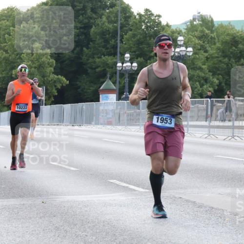 29.06.2025 - hella hamburg halbmarathon Lena Gebhardt http://msf.ph/oto/8426135 29.06.2025 09:43:54 Lombardsbrücke 13606, 10222, 1122, 1953, 1, 1122, 1953, 2075, 2180, 2203, 2483, 3189, 3379, 5308, 7231, 7380, 8318, 8376, 9047, 9804, 10222, 10351, 11150, 13383, 13606, 13941, 15023, 15136, 17040, 17893, 18763, 18832 meine-sportfotos.de