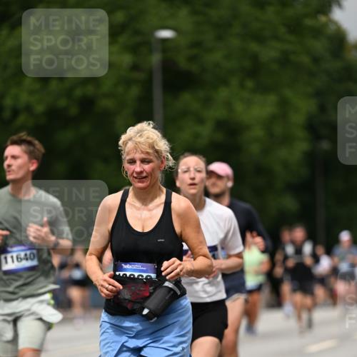 29.06.2025 - hella hamburg halbmarathon Dr. Thomas Lammeyer http://msf.ph/oto/8426169 29.06.2025 10:50:20 Kennedybrücke 1060, 1085, 1421, 1426, 1465, 1854, 2008, 2217, 2657, 2664, 2965, 3357, 3377, 4099, 4102, 4119, 4223, 4224, 4820, 5044, 5703, 5914, 6393, 6763, 6788, 6980, 7303, 7530, 7983, 10812, 11119, 11332, 11393 meine-sportfotos.de