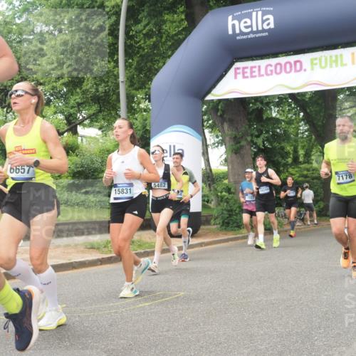 29.06.2025 - hella hamburg halbmarathon KatJ http://msf.ph/oto/8426185 29.06.2025 10:39:33 Zwischen KM18-KM19 2364, 2396, 4814, 4839, 5032, 5482, 6562, 6657, 7178, 7724, 7732, 8172, 8661, 8710, 8720 meine-sportfotos.de