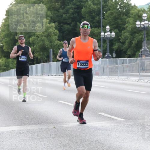 29.06.2025 - hella hamburg halbmarathon Lena Gebhardt http://msf.ph/oto/8426326 29.06.2025 09:43:56 Lombardsbrücke 308, 7701, 10655, 13606, 1122, 10222, 1122, 1953, 2075, 2180, 2203, 2483, 3189, 3379, 5308, 7231, 8318, 8376, 9047, 9804, 10222, 10351, 10655, 11150, 13383, 13606, 13941, 15023, 15136, 17040, 17893, 18763, 18832 meine-sportfotos.de