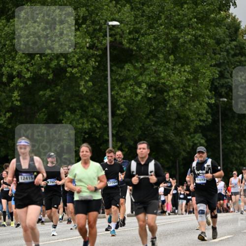 29.06.2025 - hella hamburg halbmarathon Dr. Thomas Lammeyer http://msf.ph/oto/8426350 29.06.2025 10:50:24 Kennedybrücke 1060, 1421, 1426, 1465, 1695, 1854, 1983, 2008, 2217, 2398, 2657, 2664, 2965, 4099, 4102, 4119, 4223, 4224, 5044, 5914, 6393, 6788, 6980, 7303, 7530, 7983, 10367, 10812, 11393 meine-sportfotos.de