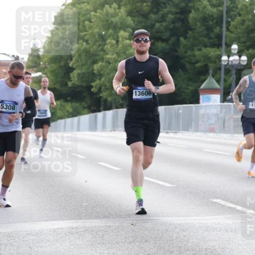 29.06.2025 - hella hamburg halbmarathon Lena Gebhardt http://msf.ph/oto/8426478 29.06.2025 09:43:58 Lombardsbrücke 90, 5308, 10655, 13606, 1122, 1122, 1953, 2075, 2180, 2203, 2483, 3189, 3379, 5308, 7231, 7793, 8318, 8376, 9047, 9804, 10222, 10351, 10655, 11150, 13383, 13606, 13941, 15023, 15136, 17040, 17893, 18763, 18832 meine-sportfotos.de