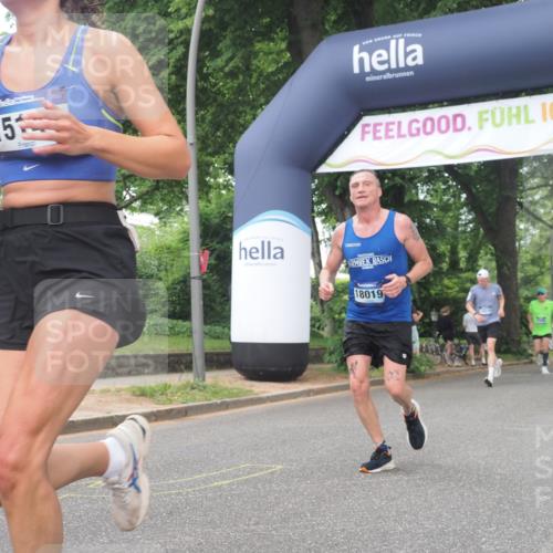 29.06.2025 - hella hamburg halbmarathon KatJ http://msf.ph/oto/8426537 29.06.2025 10:39:38 Zwischen KM18-KM19 1683, 2364, 4121, 4814, 5482, 6657, 7178, 7732, 8172 meine-sportfotos.de