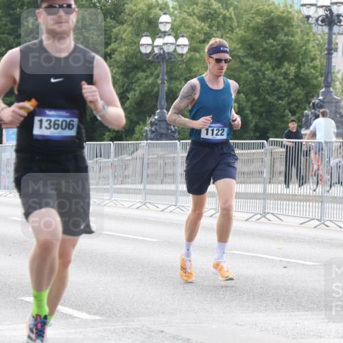 29.06.2025 - hella hamburg halbmarathon Lena Gebhardt http://msf.ph/oto/8426543 29.06.2025 09:43:59 Lombardsbrücke 13606, 1122, 1122, 1953, 2075, 2180, 2203, 2483, 3189, 3379, 5308, 7231, 7793, 8318, 8376, 9047, 9804, 10222, 10351, 10655, 11150, 13383, 13606, 13941, 15023, 15136, 17040, 17893, 18763, 18832 meine-sportfotos.de