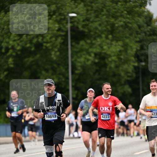 29.06.2025 - hella hamburg halbmarathon Dr. Thomas Lammeyer http://msf.ph/oto/8426551 29.06.2025 10:50:29 Kennedybrücke 1060, 1421, 1426, 1695, 1854, 1983, 2008, 2217, 2398, 2917, 2965, 3164, 4099, 4102, 4223, 4224, 5044, 5914, 6124, 6161, 6393, 6788, 6980, 7303, 7530, 7983, 10230, 10367, 10812, 11393 meine-sportfotos.de