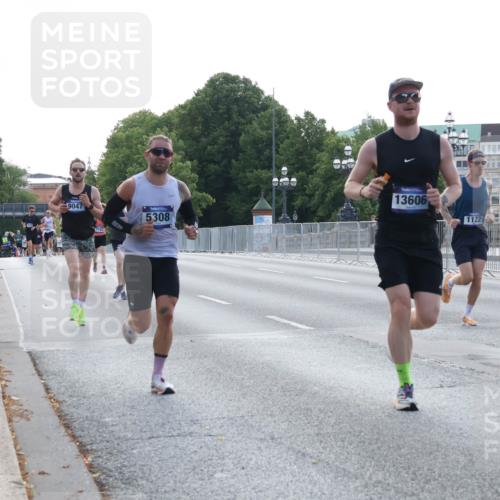 29.06.2025 - hella hamburg halbmarathon Lena Gebhardt http://msf.ph/oto/8426568 29.06.2025 09:44:00 Lombardsbrücke 9047, 5308, 13606, 1122, 1122, 1953, 2075, 2180, 2203, 2483, 3189, 3379, 5308, 7231, 7793, 8318, 8376, 9047, 9804, 10222, 10351, 10655, 11150, 13383, 13606, 13941, 15023, 15136, 17040, 17893, 18763, 18832 meine-sportfotos.de