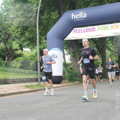 29.06.2025 - hella hamburg halbmarathon KatJ http://msf.ph/oto/8426612 29.06.2025 10:39:41 Zwischen KM18-KM19 1683, 4121, 8172 meine-sportfotos.de
