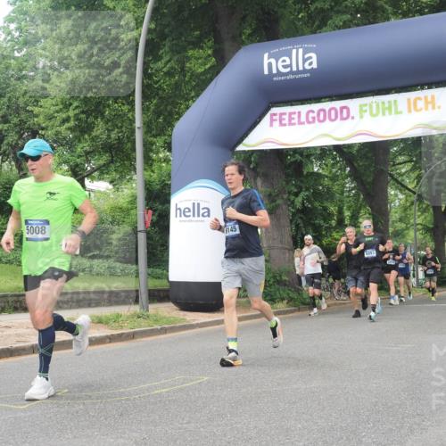 29.06.2025 - hella hamburg halbmarathon KatJ http://msf.ph/oto/8426721 29.06.2025 10:39:43 Zwischen KM18-KM19 1683, 5008, 7383 meine-sportfotos.de
