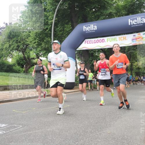 29.06.2025 - hella hamburg halbmarathon KatJ http://msf.ph/oto/8427140 29.06.2025 10:39:59 Zwischen KM18-KM19 1706, 2111, 2540, 2595, 3208, 4837, 5169, 5194, 6164, 6390, 7130, 7786, 8447 meine-sportfotos.de