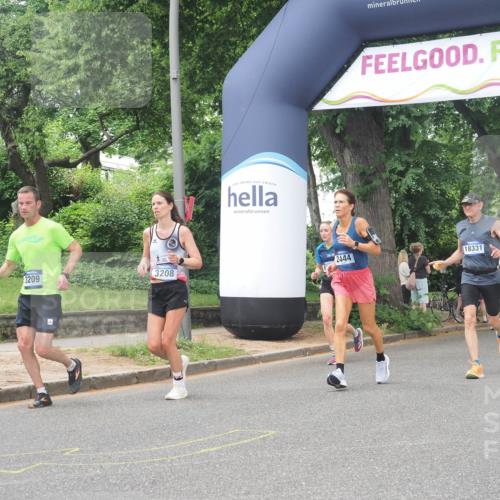 29.06.2025 - hella hamburg halbmarathon KatJ http://msf.ph/oto/8427215 29.06.2025 10:40:02 Zwischen KM18-KM19 1706, 2444, 3208, 3209, 5169, 5194, 6390, 7130, 7786, 8390, 8447 meine-sportfotos.de