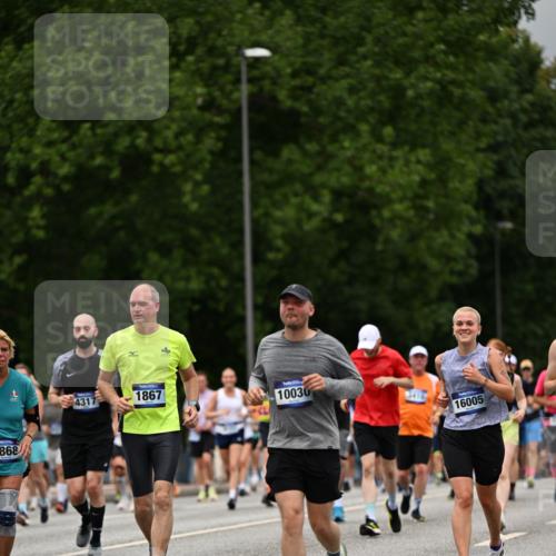 29.06.2025 - hella hamburg halbmarathon Dr. Thomas Lammeyer http://msf.ph/oto/8427351 29.06.2025 10:50:48 Kennedybrücke 1033, 1429, 1695, 1867, 1868, 1924, 1983, 2008, 2398, 2423, 2773, 2813, 2917, 3160, 3164, 3410, 4202, 4296, 4306, 4317, 4572, 5044, 5769, 5770, 6124, 6161, 6392, 8477, 8486, 9120, 9121, 9243, 9337, 9445, 10030, 10230, 10327, 10329, 10367, 11253, 11361 meine-sportfotos.de