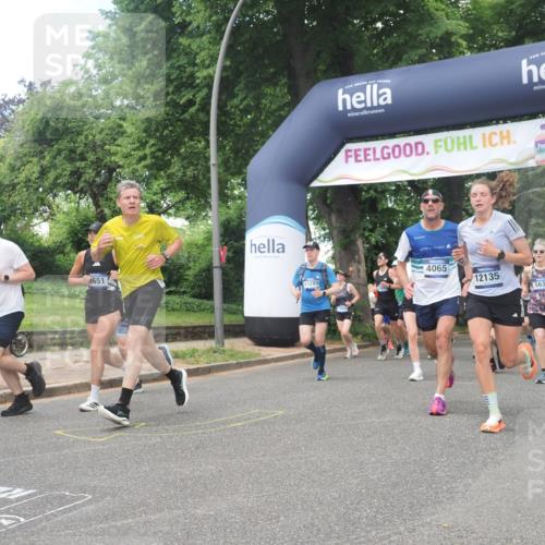 29.06.2025 - hella hamburg halbmarathon KatJ http://msf.ph/oto/8427470 29.06.2025 10:40:08 Zwischen KM18-KM19 2444, 3209, 3715, 4065, 5638, 8273, 8390, 8587, 8651 meine-sportfotos.de