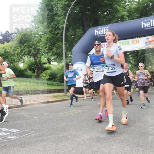 29.06.2025 - hella hamburg halbmarathon KatJ http://msf.ph/oto/8427501 29.06.2025 10:40:09 Zwischen KM18-KM19 2208, 3209, 3715, 4065, 5378, 5638, 7896, 8273, 8587, 8651 meine-sportfotos.de
